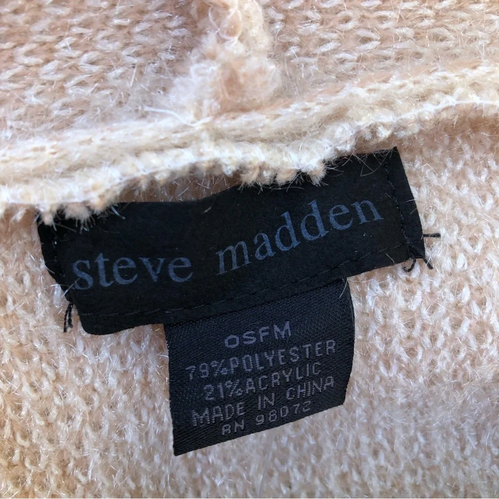 Steve Madden | Long Chevron Sweater π€ - Picture 5 of 11